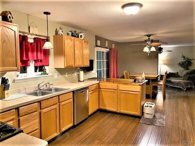 821 Red Rock Rd, Cresco, PA 18326 - photo 5