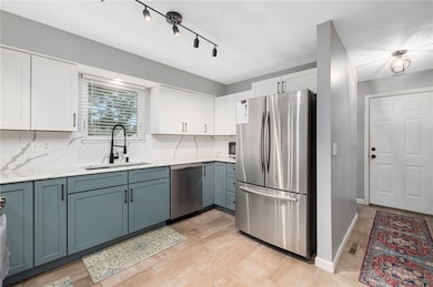 5 Cyr Ct, West Warwick, RI 02893 - photo 4