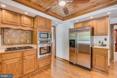 6817 Bloomsbury Ln, Spotsylvania, VA 22553 - photo 6