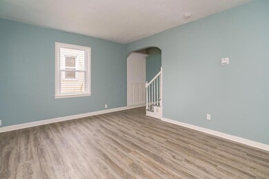 2521 Ridge