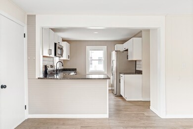 13 Garden St, Uxbridge, MA 01569 - photo 4