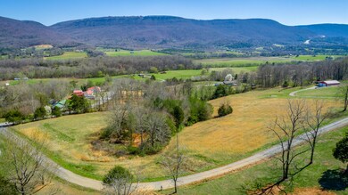 Lumina Ln. AERIALS HD-13