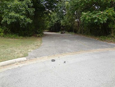 2434 S College Dr, Fayetteville, AR 72701 - photo 4