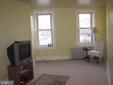 121 W Lancaster Ave, Downingtown, PA 19335 - photo 5