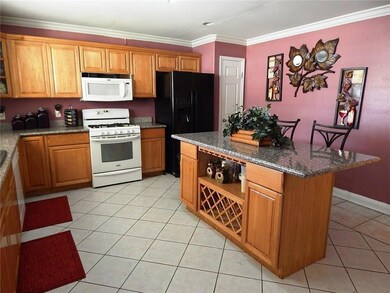 GREAT KITCHEN