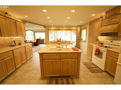 246 Scenic Dr N, Canyon City, OR 97820 - photo 6