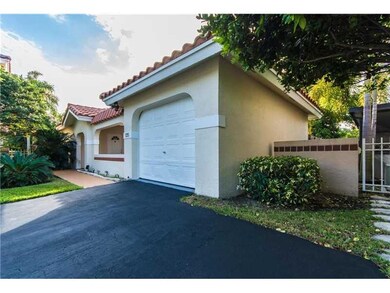1255 Seagrape Cir, Weston, FL 33326 - photo 2