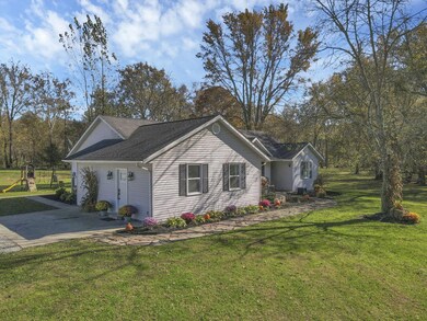 12938 Maysville Williams Rd, Logan, OH 43138 - photo 2