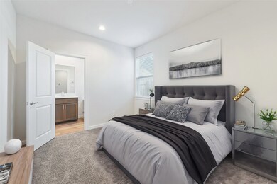 1st Floor Bedroom and ensuite Full Bathroom