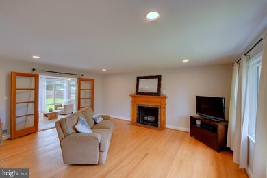 3305 Kaywood Place, Falls Church, VA 22041 - photo 7