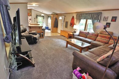 9 & 10 Bryant Ledge Dr, Woodstock, NH 03262 - photo 5