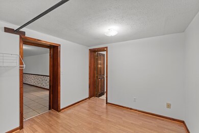 744 Fields Ave, Frankfort, KY 40601 - photo 7