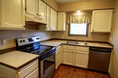 Kitchen 3