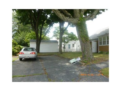 256 Aqueduct Rd, Cranston, RI 02910 - photo 3