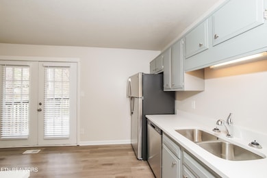 5608 Malmsbury Rd, Knoxville, TN 37921 - photo 7