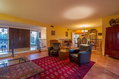 Living Room/Dining Room