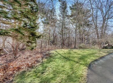 229 Oak St, Wakefield, MA 01880 - photo 2