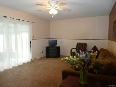 938 Remington Dr, North Tonawanda, NY 14120 - photo 4