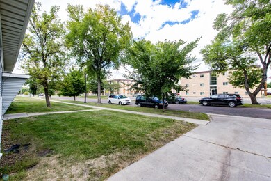 2814 8th St N, Fargo, ND 58102 - photo 5