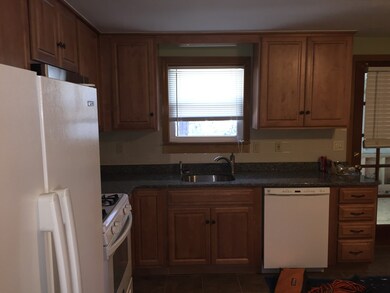 7 Lee St unit 7, Walpole, MA 02081 - photo 3