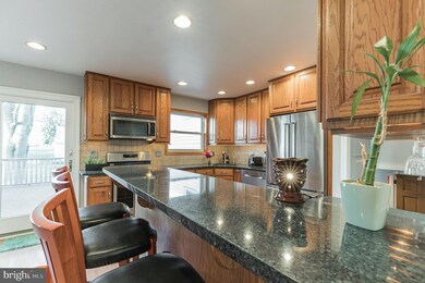 418 Portland Dr, Broomall, PA 19008 - photo 5