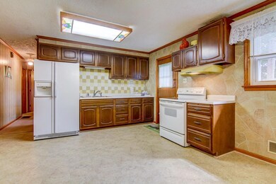 004-285814-2471 Rutrough Road Southeast-