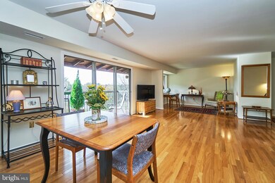 214 Park Terrace Ct SE unit 90, Vienna, VA 22180 - photo 7