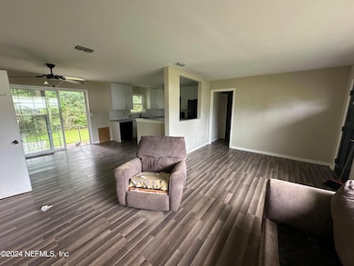 2713 Hirsch Ave, Jacksonville, FL 32216 - photo 6