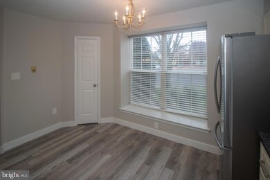 424 Elderberry Ct, Mount Laurel, NJ 08054 - photo 4