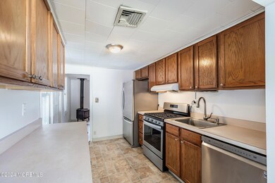 10-Kitchen 1B
