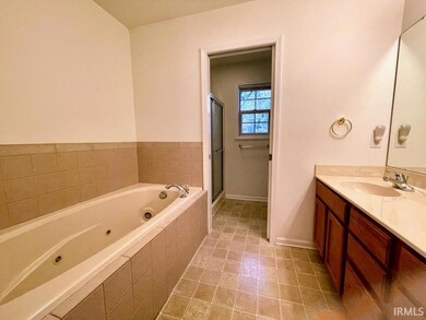 25691 Rolling Hills Dr, South Bend, IN 46628 - photo 5