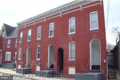 319 Locust 319-321-323 St S, Hagerstown, MD 21740 - photo 2