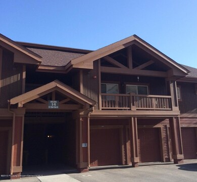 Exterior garage side.JPG