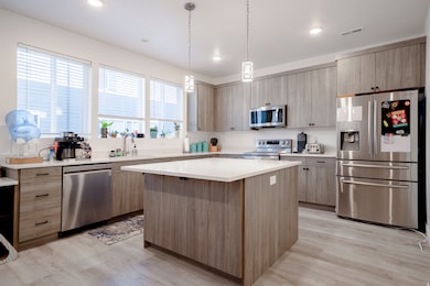 6160 S Miramonte Way unit T-30, Salt Lake City, UT 84118 - photo 3