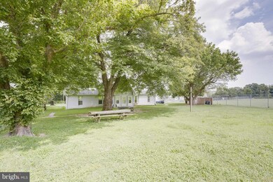 2817 Rose Ave, Halethorpe, MD 21227 - photo 3