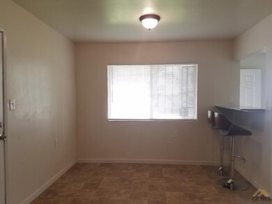 1201 13th St, Wasco, CA 93280 - photo 5