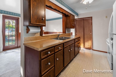 3700 Cheyenne Dr SW, Grandville, MI 49418 - photo 7