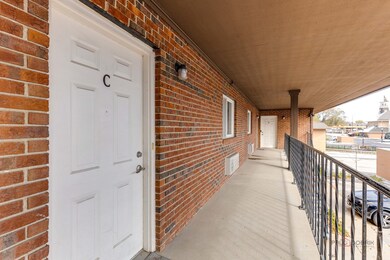 111 Jefferson St unit C, Algonquin, IL 60102 - photo 2