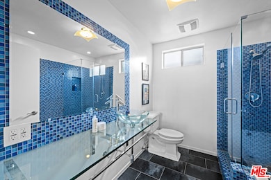 1221 N Kings Rd unit 207, West Hollywood, CA 90069 - photo 5