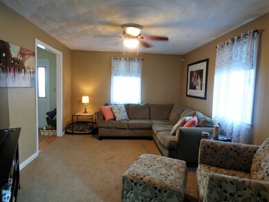 114 Lynn St, Peabody, MA 01960 - photo 5