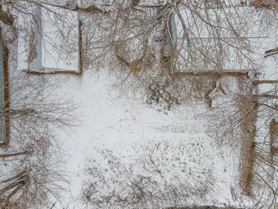 27 Spofford St, Claremont, NH 03743 - photo 5