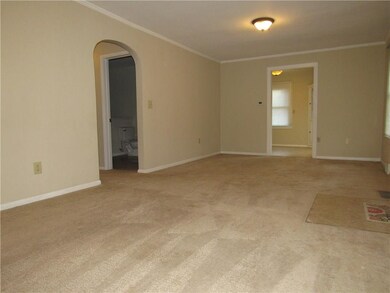 2201 California St, Columbus, IN 47201 - photo 5