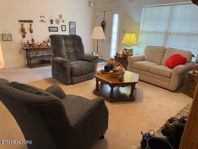 413 Herringbone Ct, Powell, TN 37849 - photo 5