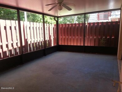 private screened porch