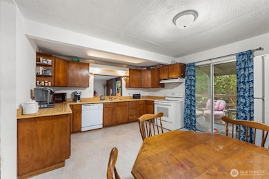 32002 Union Dr, Black Diamond, WA 98010 - photo 6