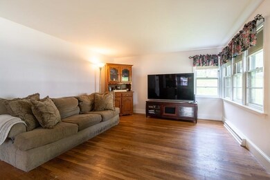 26 Hall St, Plymouth, MA 02360 - photo 6