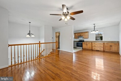1302 Squire Ln, Dunkirk, MD 20754 - photo 3