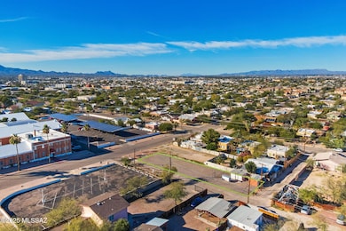1124 N 3rd Ave unit 7, Tucson, AZ 85705 - photo 3