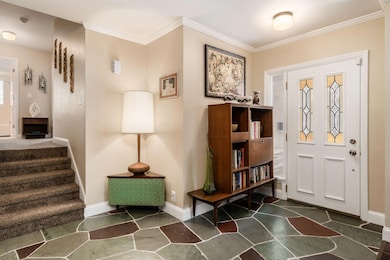 006_ - 333 S Kellner Rd - 001