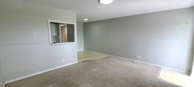 92 Berkshire D, West Palm Beach, FL 33417 - photo 2